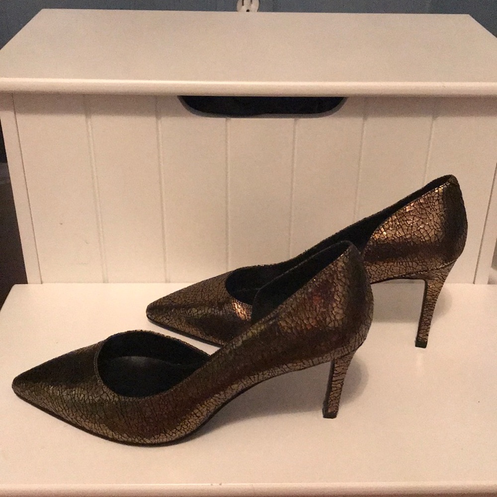 NYE! Bronze & black stilettos